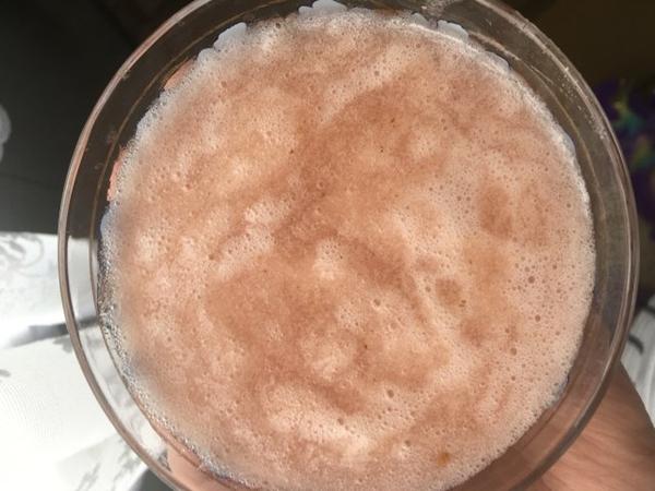 Confiture moulue avec du sucre