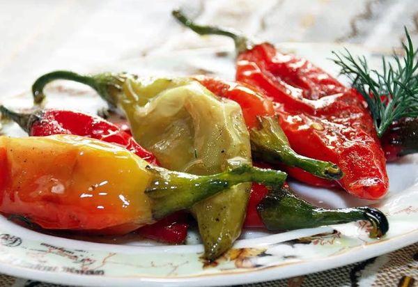 อาหารเรียกน้ำย่อยรสเผ็ด "33"