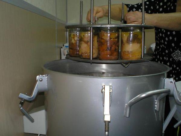 การถนอมอาหารในหม้ออัดไอน้ำ