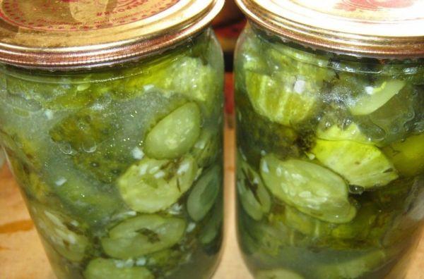 แตงกวาผสมสมุนไพร