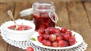 สูตรแยมลูกเกดแดงแสนอร่อย 11 อันดับแรกสำหรับฤดูหนาว