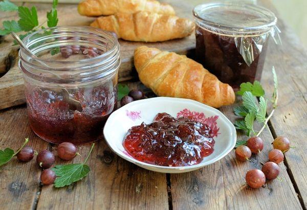 แยมและครัวซองต์