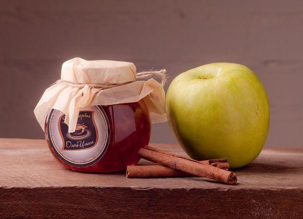 แยมแอปเปิ้ลเป็นชิ้นๆ