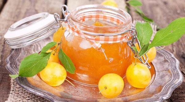 แยมพลัม