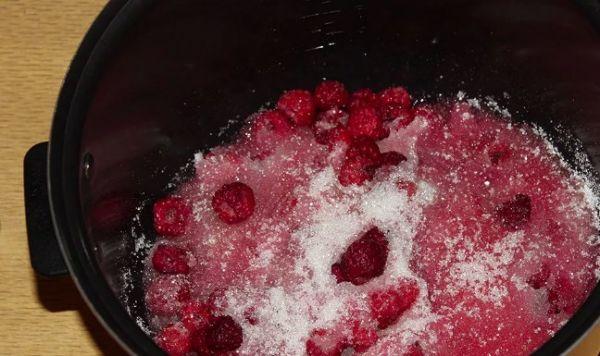 ราสเบอร์รี่กับน้ำตาล