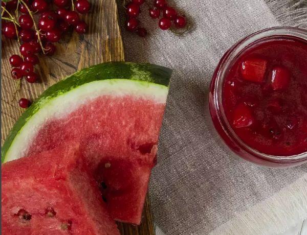 ลูกเกดและแตงโม