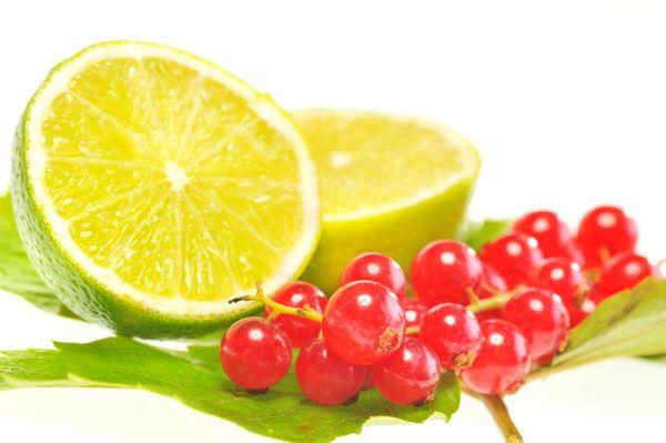 ลูกเกดและมะนาว