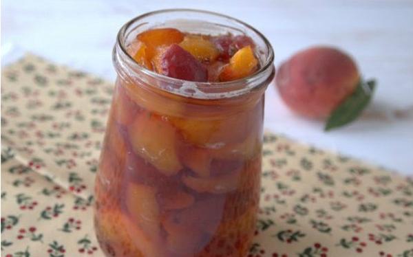 confiture de pêches et nectarines