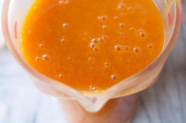 แอปริคอตในเครื่องปั่น