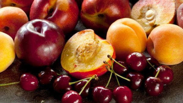 ลูกพีชและเชอร์รี่