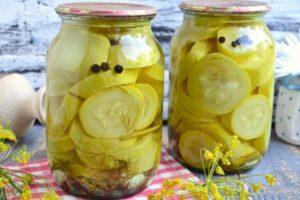 3 สูตรเด็ดสำหรับซูกินี่หมักกรดซิตริกสำหรับฤดูหนาว