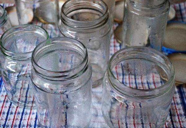 ภาชนะสำหรับบรรจุกระป๋อง