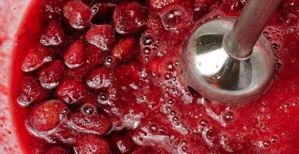 การบดผลเบอร์รี่