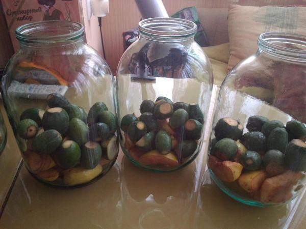 แอปเปิ้ลคอมโพทกับเฟยัว