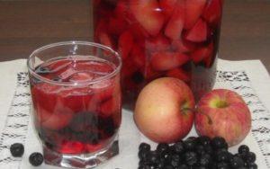 8 สูตรอร่อยสำหรับคอมโพทแอปเปิลและโช้กเบอร์รี่สำหรับฤดูหนาว