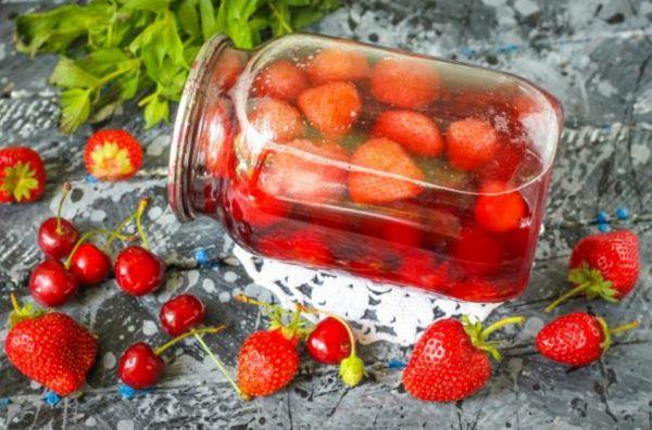 เบอร์รี่คอมโพท