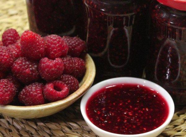 ขนมคล้ายเยลลี่