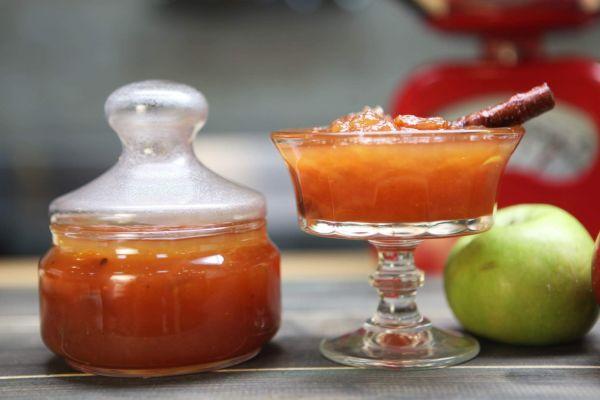 แจกันแยม