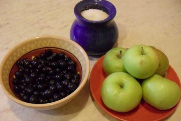 แอปเปิ้ลและลูกเกด