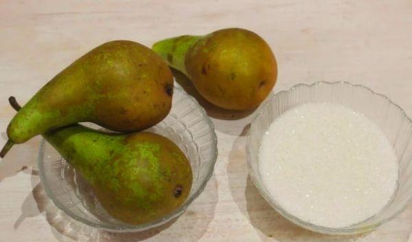 ลูกแพร์และน้ำตาล