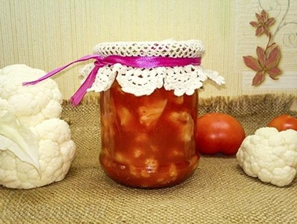 chou à la sauce tomate pour l'hiver