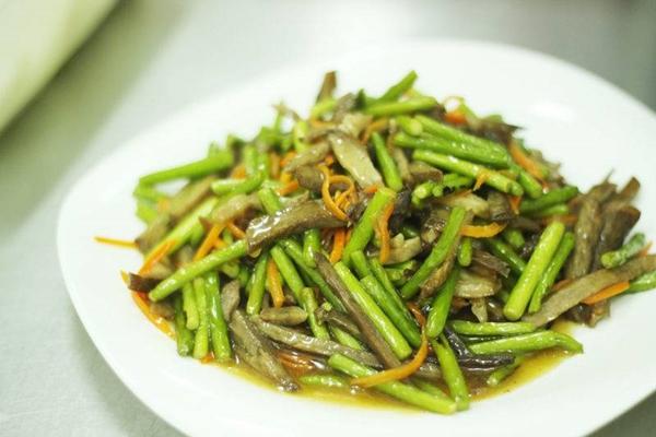 การเตรียมน้ำสลัดรสชาติอร่อย