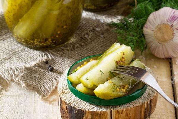 มัสตาร์ดบนผัก