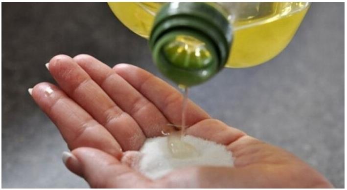 โซดา + น้ำมัน