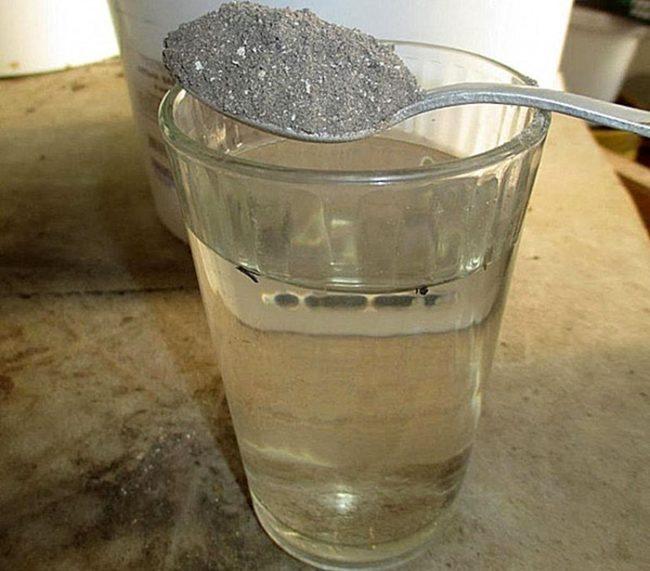 วิธีการใช้ขี้เถ้าในสวนของคุณ